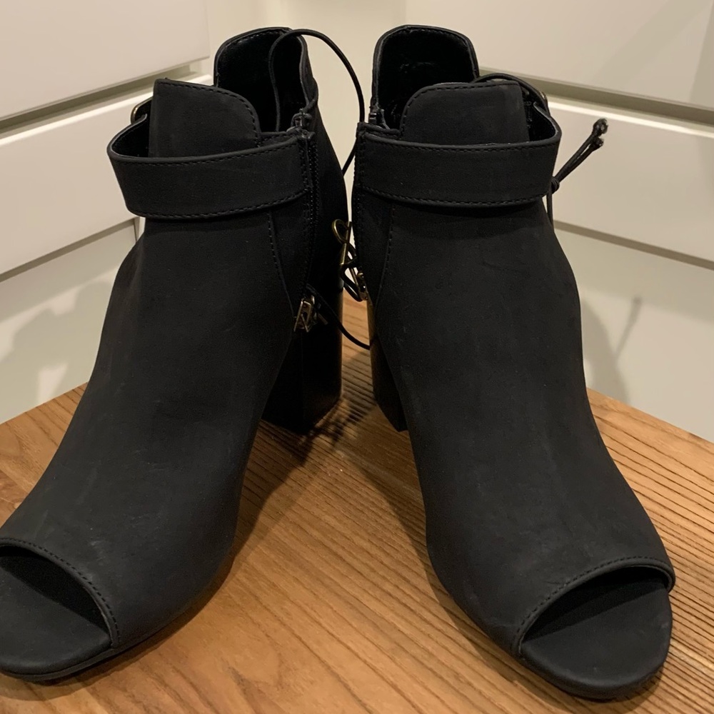 Parker & Sky heeled shoes